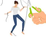 Une femme ligotée, comme une marionnette, est sur le point d'être libérée par des ciseaux, symbolisant la fin d'une relation avec un mari narcissique.