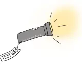 Lampe torche illuminant un test hpi hétérogène, avec une étiquette "TEST WAIS" accrochée.