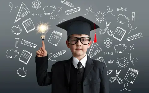 Un enfant HPI que faire ? Ce jeune prodige, coiffé d'un mortier, a une idée lumineuse. Autour de lui, des symboles scolaires.