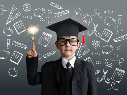 Un enfant HPI que faire ? Ce jeune prodige, coiffé d'un mortier, a une idée lumineuse. Autour de lui, des symboles scolaires.